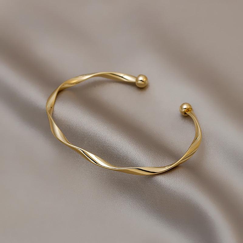 Regal Twist Bracelet - Shopylife