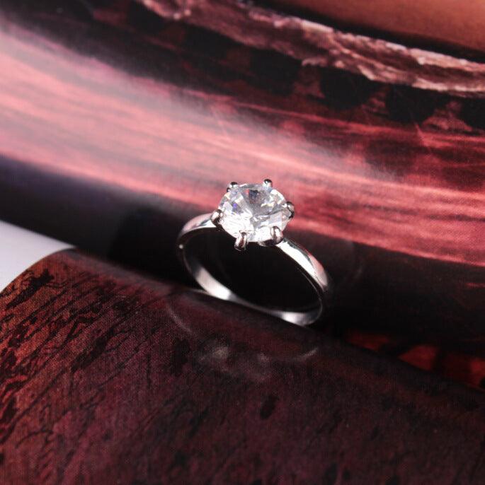 Silver Zirconia Ring.
