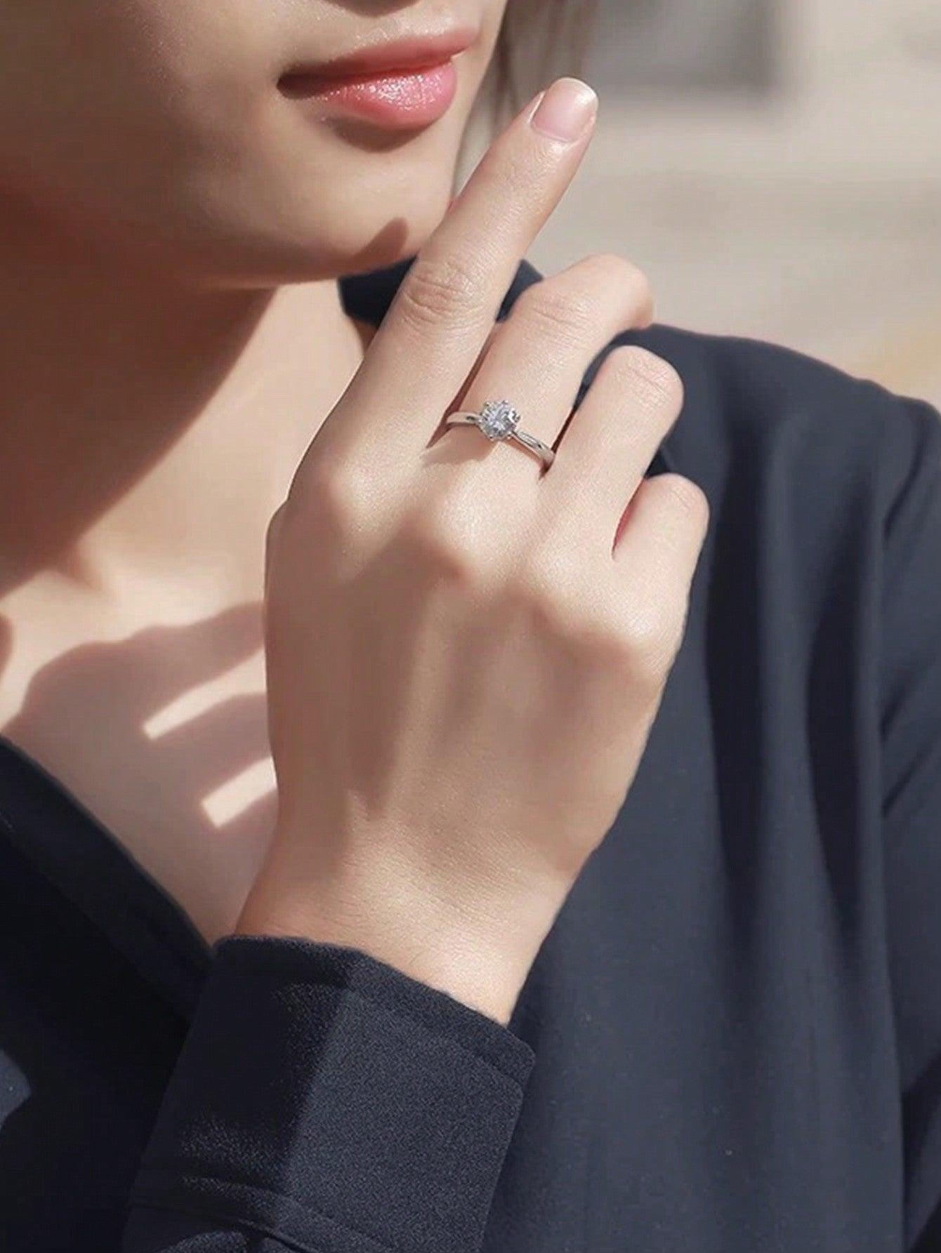 Silver Zirconia Ring.