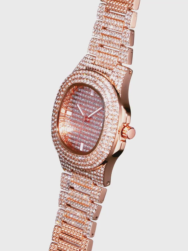 Chrono Leather Quartz Watch.